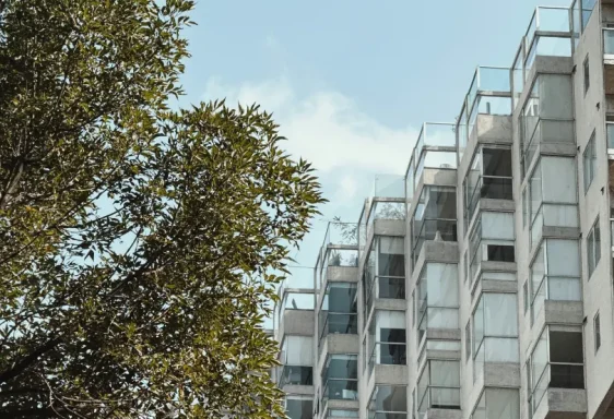 Сравнение: вторичный рынок vs новостройки бизнес-класса в Москве